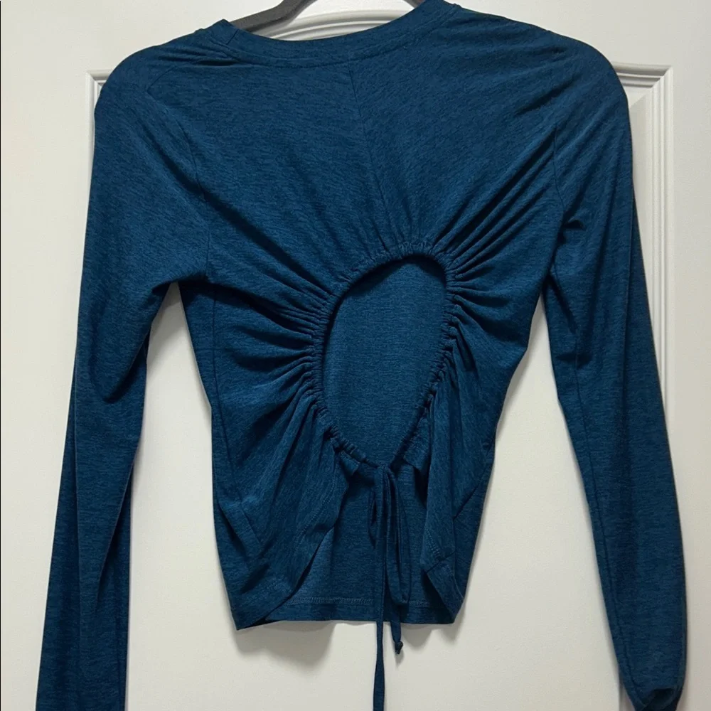 Beyond yoga top - Picture 3 of 6